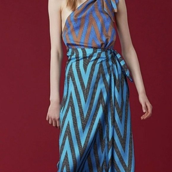 iane Von Furstenberg DVF One-Shoulder Silk Dress- Size 2 - Picture 3 of 5